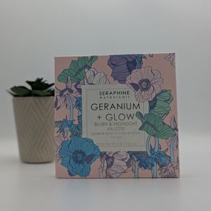 Seraphine Botanicals Geranium + Glow - Blush & Highlight Palette